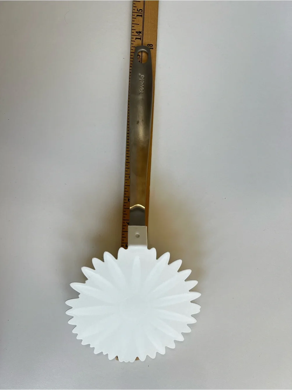 Mid Century Style Daisy Spatula Kitchen Utensil Retro Flower Flipper Stainless